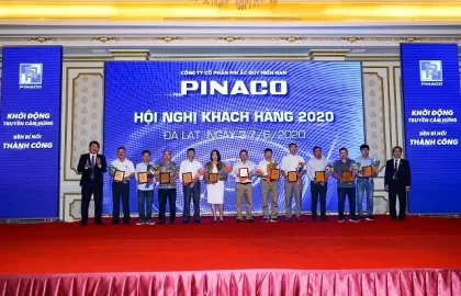 ETEK Trung Bộ tham dự hội nghị khách hàng tại PINACO & nhận danh hiệu NPP hoàn thành chỉ tiêu từng tháng trong năm 2019