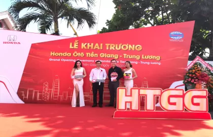 Phòng kinh doanh thiết bị Ô tô 9 tham dự lễ khai trương của Honda Ô tô Tiền Giang